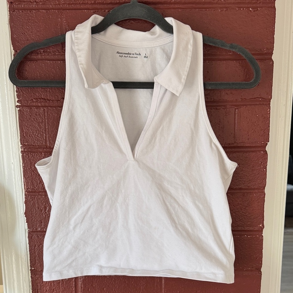 Abercrombie & Fitch White Collared Crop Top